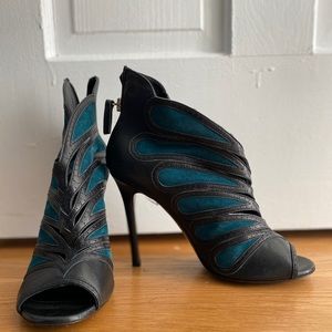 NWT LK Bennett’s heels